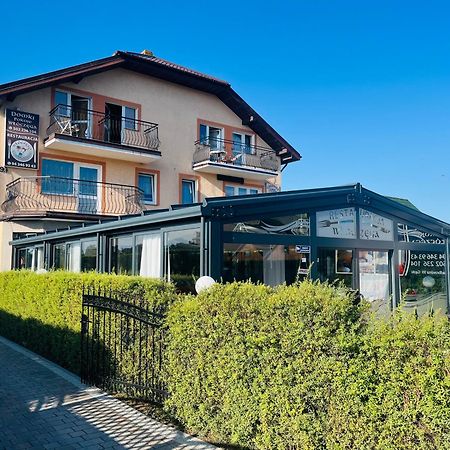 Domki, Apartamenty I Restauracja Wloczega Gąski Exterior photo