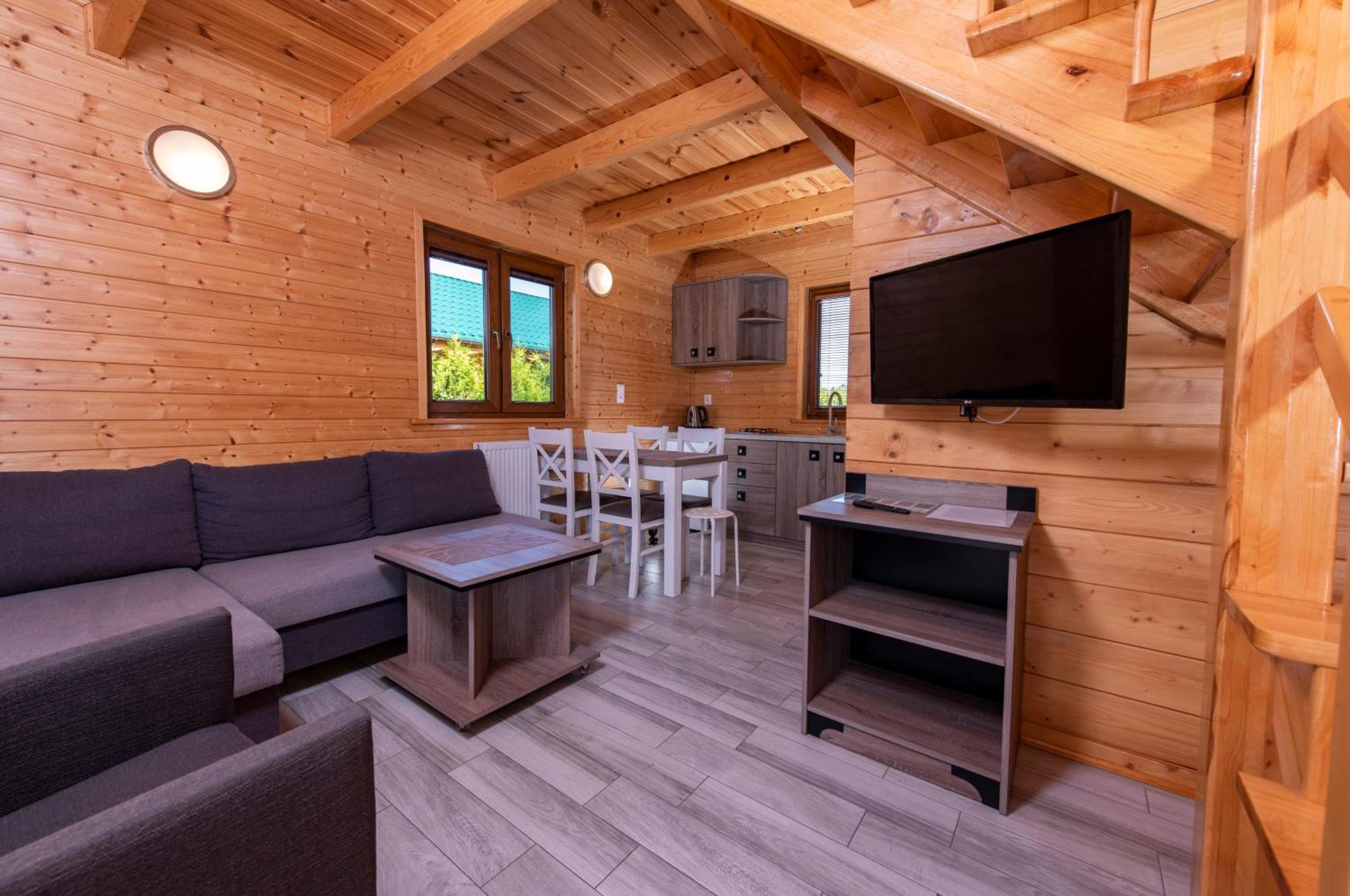 Domki, Apartamenty I Restauracja Wloczega Gąski Exterior photo
