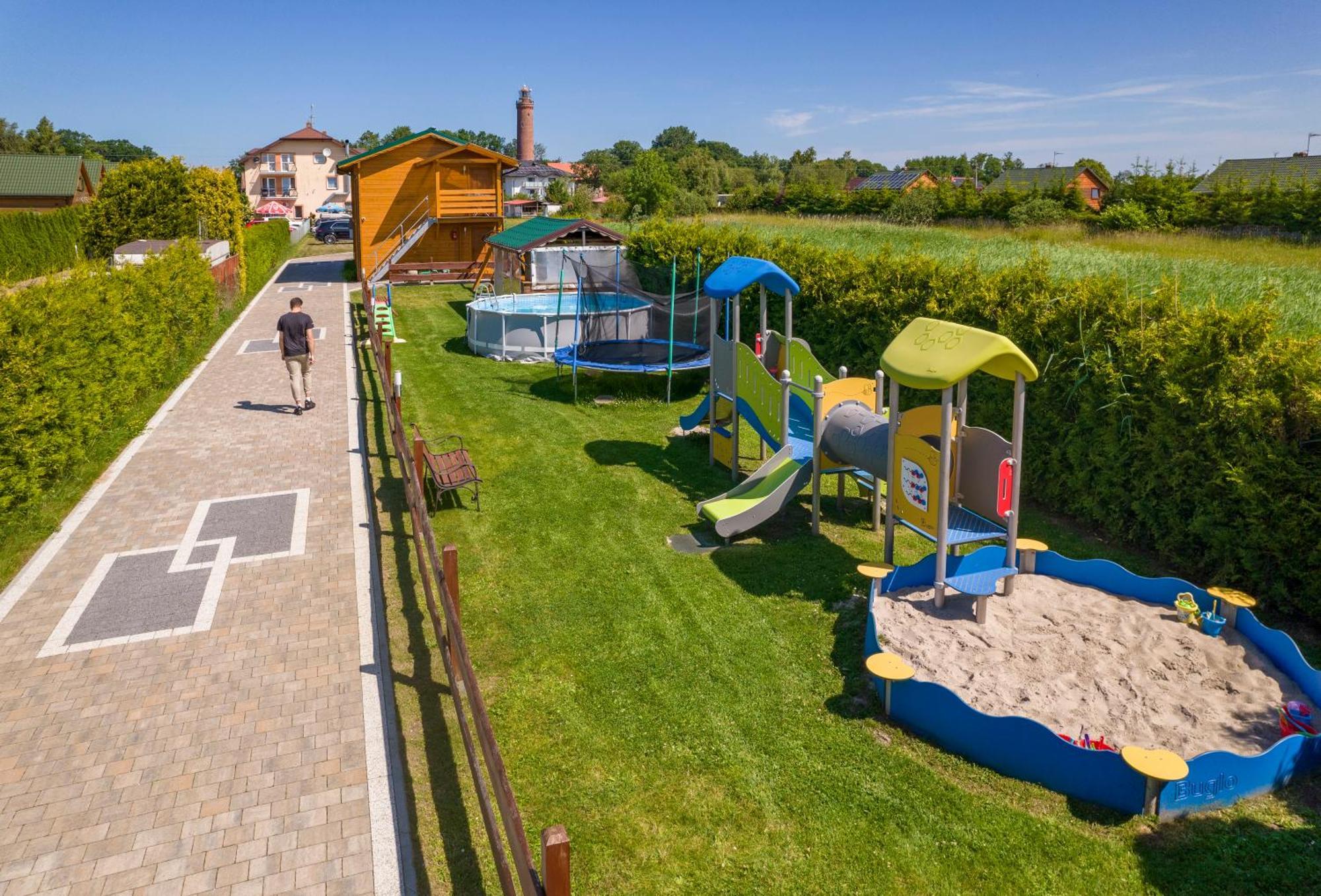 Domki, Apartamenty I Restauracja Wloczega Gąski Exterior photo