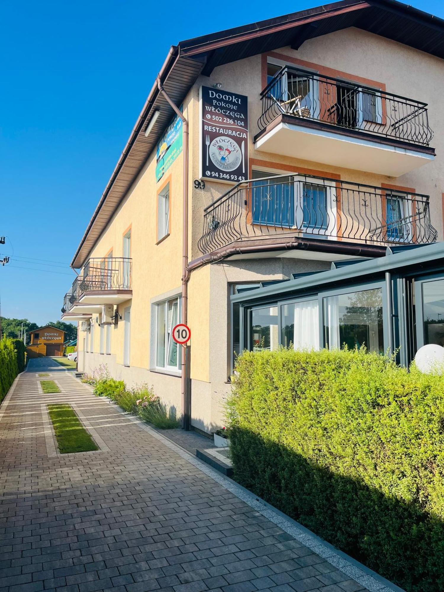 Domki, Apartamenty I Restauracja Wloczega Gąski Exterior photo